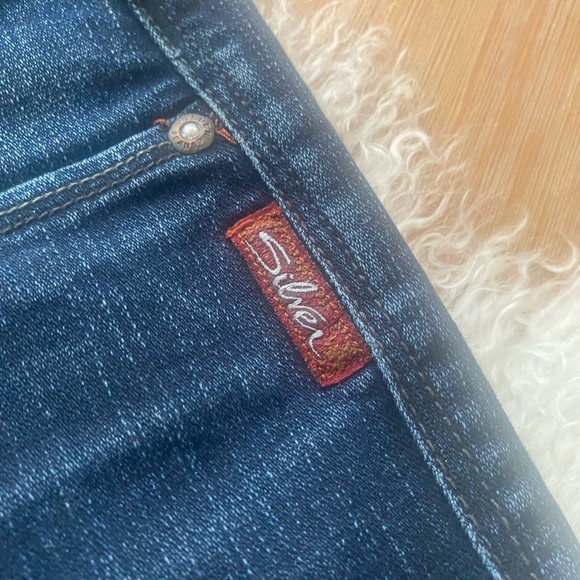 VGC 8/10 Vintage Silver dark denim women’s jeans in Size 27!!! - Picture 3 of 7